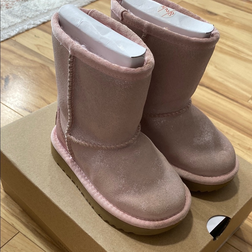 Ugg Classic II Shimmer Metallic Suede Boots